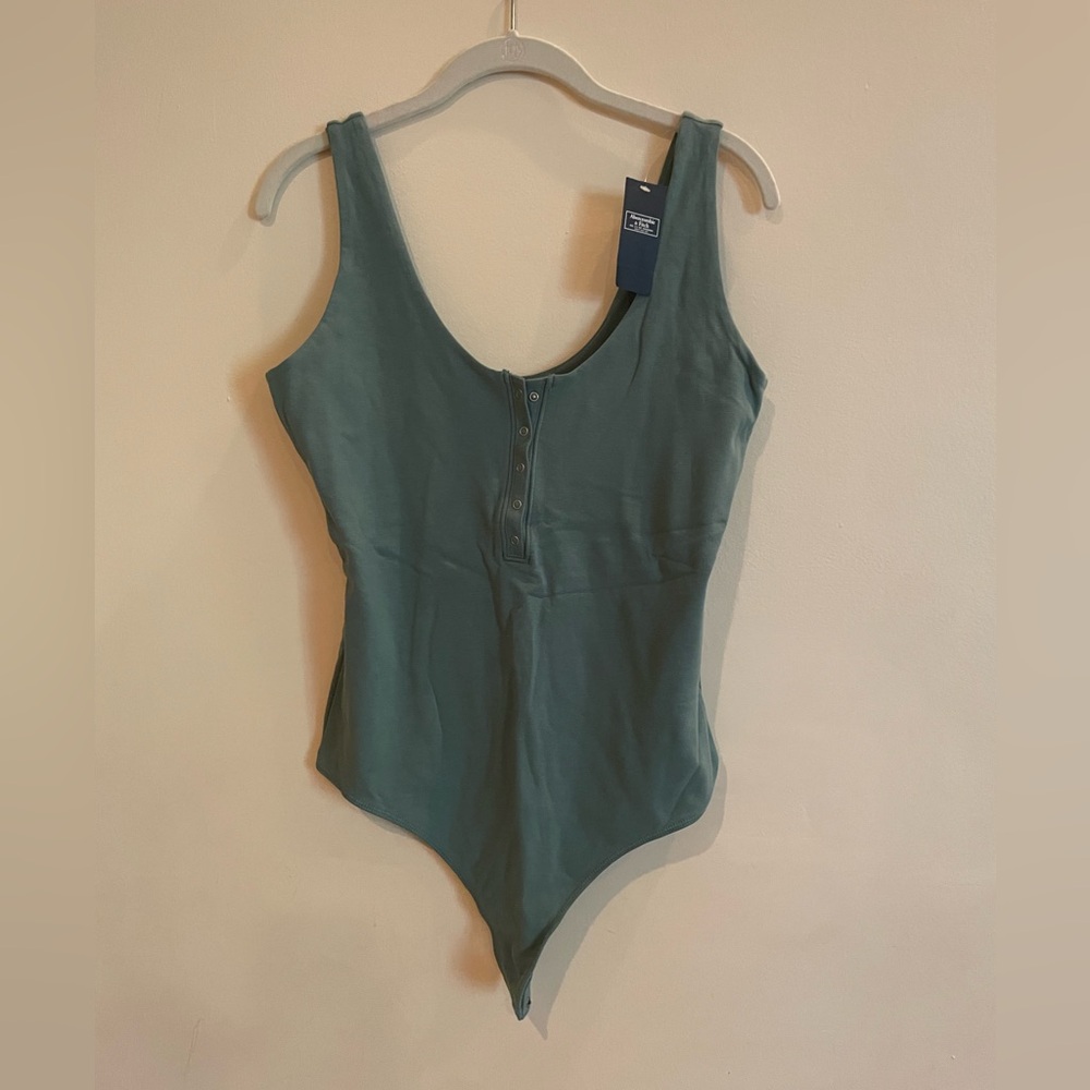 Brand new Abercrombie bodysuit